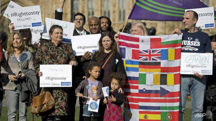 Rò rỉ kế hoạch hạn chế người nhập cư EU tại Anh sau Brexit - Ảnh 1.