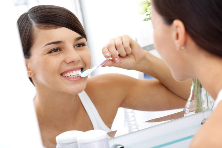 Một số thói quen sai trong việc vệ sinh răng miệng - Ảnh 1.
