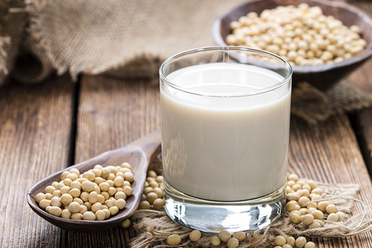 Uống sữa đậu nành có tác dụng giảm béo không? - Ảnh 1.