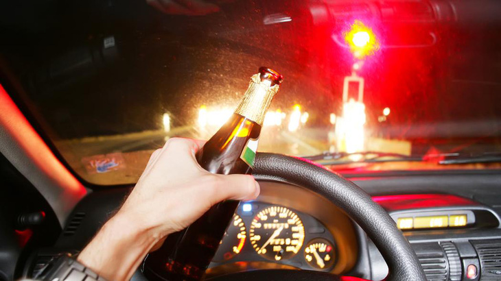Với xe tự lái, người say xỉn sẽ được lái xe? - Ảnh 1.