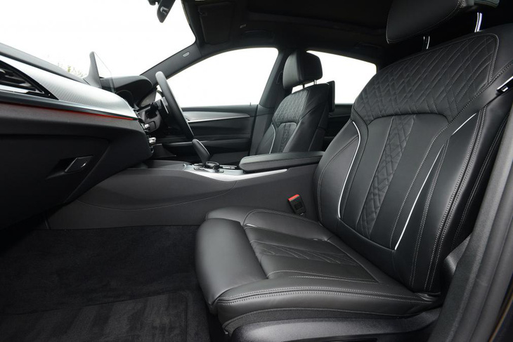 6 Series GT 2017: chiếc hatchback sang trọng, rộng rãi của BMW - Ảnh 7.