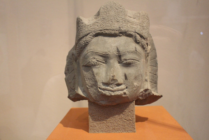 Trưng bày cổ vật văn hóa Óc Eo ở bảo tàng Chăm phục vụ APEC - Ảnh 4.
