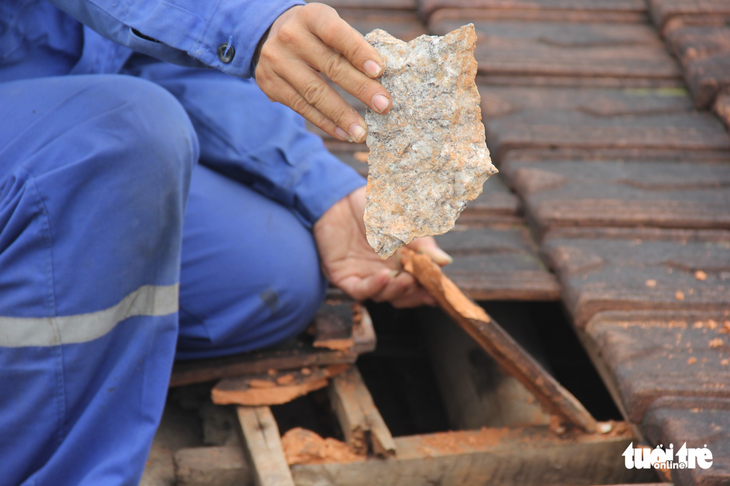 Mưa đá vào nhà dân từ công trường nhà máy thép Hòa Phát - Ảnh 5.