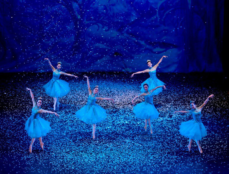 Bản ballet cho mùa Giáng sinh: Kẹp hạt dẻ - Ảnh 1.