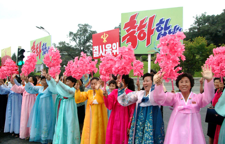 Dân Hàn bực tổng thống vì viện trợ cho Triều Tiên - Ảnh 3.