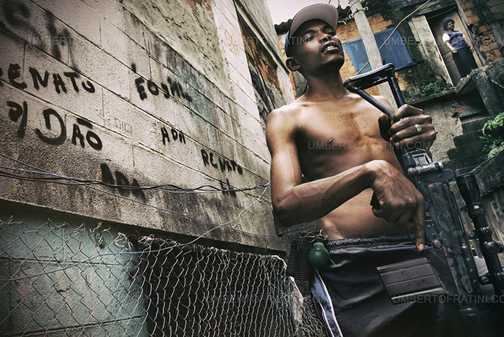 Ông trùm ma túy đầy xảo trá ở khu ổ chuột Brazil - Ảnh 2.