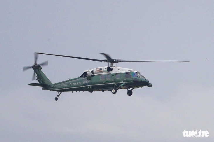 Cận cảnh trực thăng Marine One thử sức ở Đà Nẵng - Ảnh 13.
