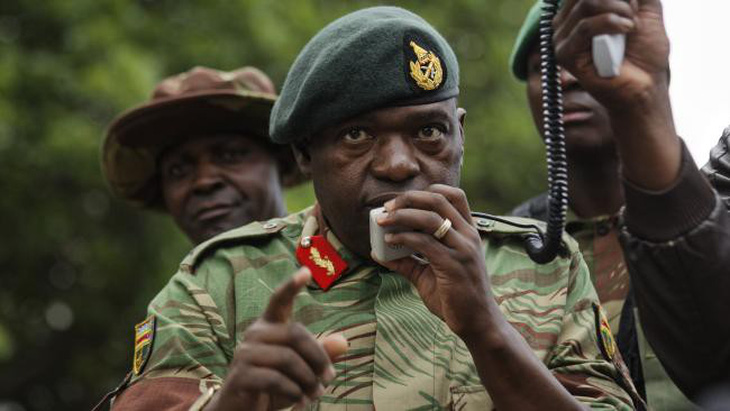 Nội các mới của Zimbabwe toàn tướng quân đội - Ảnh 1.