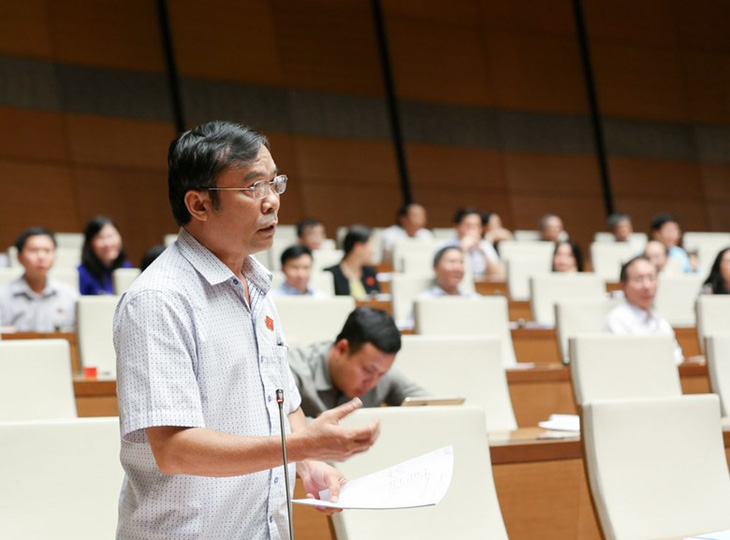 Đại biểu tranh luận kịch liệt vụ nghi phân bón giả Thuận Phong - Ảnh 2.