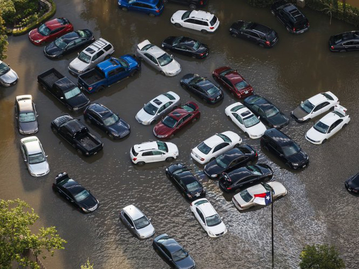 6 điều quan trọng cần làm khi xe bị ngập nước - Ảnh 2.