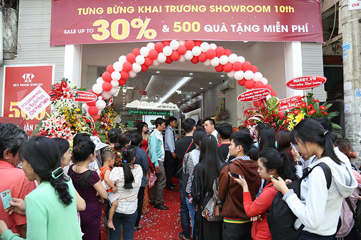 Huy Thanh Jewelry khai trương showroom tại TP.HCM - Ảnh 2.