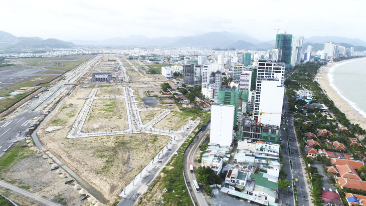 Sôi động thị trường bất động sản đất nền ven biển Nha Trang - Ảnh 2.