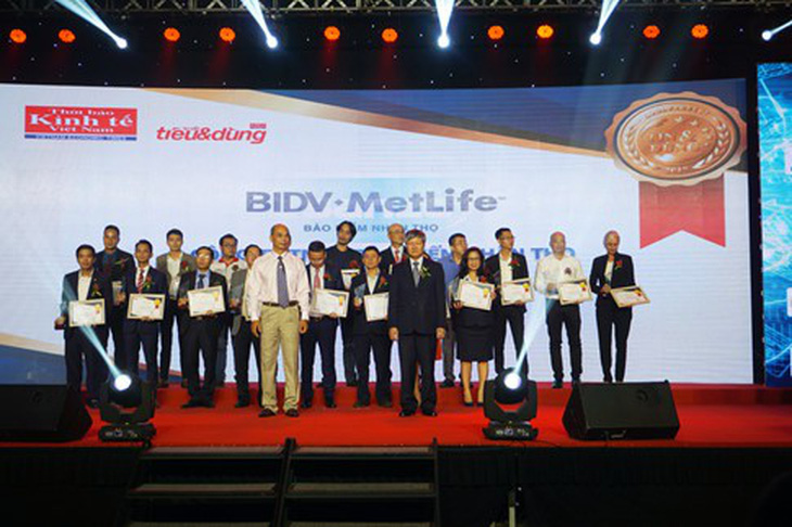 BIDV MetLife đạt Top 100 sản phẩm Tin và Dùng Việt Nam 2017 - Ảnh 1.