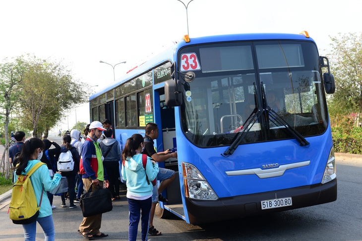 TP.HCM tăng hơn 1.200 chuyến xe buýt dịp Tết dương lịch - Ảnh 1.
