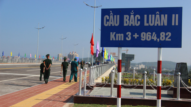 Khánh thành cầu Bắc Luân 2 nối Việt Nam - Trung Quốc
