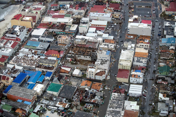 Nhiều nơi chỉ còn đống đổ nát vì bão Irma - Ảnh 7.