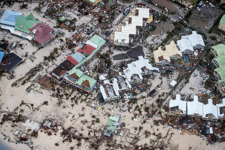 Nhiều nơi chỉ còn đống đổ nát vì bão Irma - Ảnh 5.