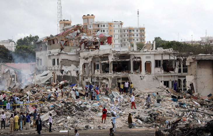 Số người chết trong vụ đánh bom tại Somalia đã tăng lên 276 người - Ảnh 3.