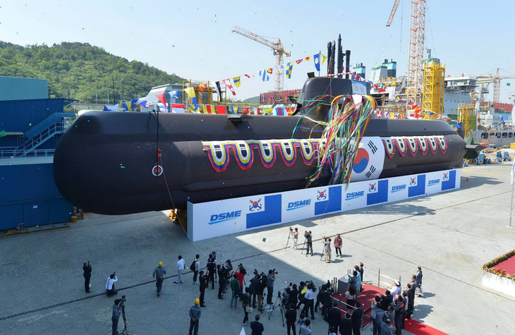 Hàn Quốc tung tin bị Triều Tiên đánh cắp thiết kế tàu ngầm - Ảnh 1.