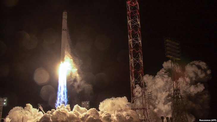 Nga lại mất liên lạc với vệ tinh phóng cho nước ngoài - Ảnh 1.