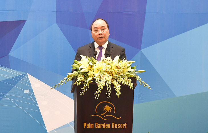 Thủ tướng Nguyễn Xuân Phúc: APEC đang đối mặt nhiều thách thức - Ảnh 1.