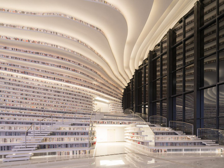 Ngắm thư viện độc đáo lưu giữ 1,2 triệu cuốn sách - Ảnh 8.