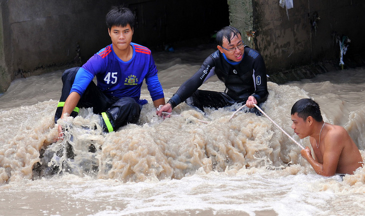 Thương bé Trường quá, cả đêm không ngủ được - Ảnh 1.