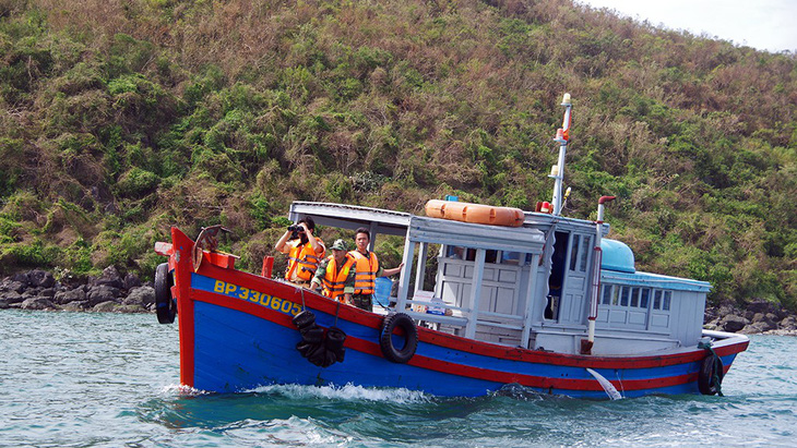 Xót xa hành trình tìm kiếm thi thể nạn nhân trên vịnh Vân Phong - Ảnh 19.