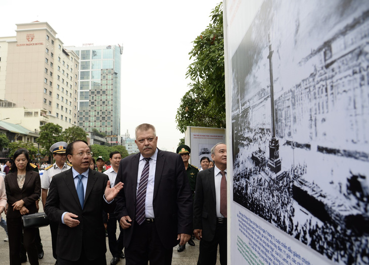 Khai mạc triển lãm về tình hữu nghị Việt Nam – Liên bang Nga - Ảnh 1.