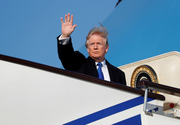 Ông Trump đã rời Trung Quốc, trên đường sang Việt Nam - Ảnh 1.