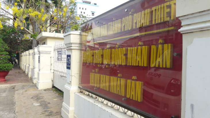 Cảnh cáo nguyên phó chủ tịch TP Phan Thiết vì tham mưu cấp đất cho cha - Ảnh 1.