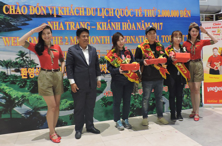 Nha Trang - Khánh Hòa đón vị khách thứ 2 triệu trong năm 2017 - Ảnh 1.