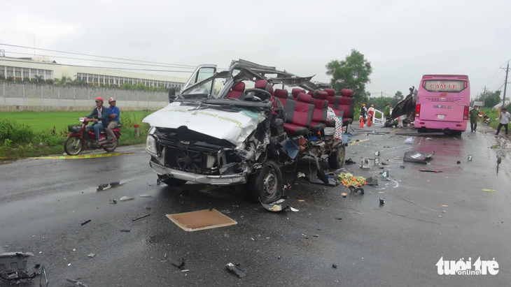 Khẩn trương điều tra vụ tai nạn làm 6 người chết ở Tây Ninh - Ảnh 1.