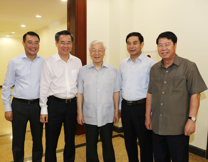 Giới thiệu Tổng bí thư Nguyễn Phú Trọng để Quốc hội bầu làm chủ tịch nước - Ảnh 1.