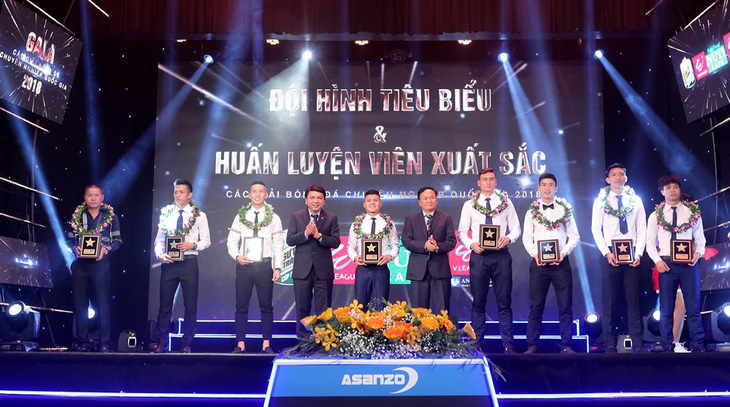 Nguyễn Quang Hải là cầu thủ trẻ xuất sắc nhất V-League 2018 - Ảnh 3.