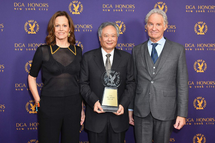 Đạo diễn Lý An nhận giải thưởng Thành tựu sự nghiệp của DGA, Mỹ - Ảnh 2.