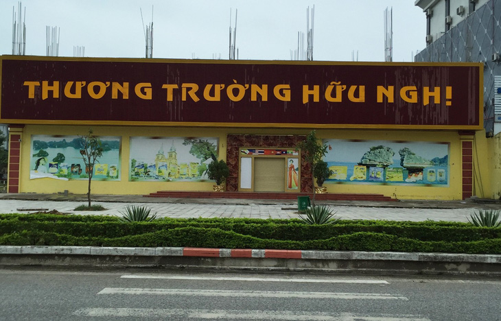 Đình chỉ hoạt động hai cửa hàng phục vụ tour 0 đồng - Ảnh 1.