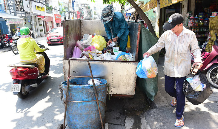 Tính đúng, tính đủ tiền xử lý rác - Ảnh 1.