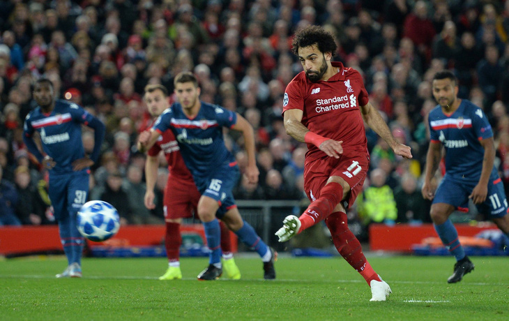 Salah lập cú đúp, đưa Liverpool lên ngôi đầu - Ảnh 4.