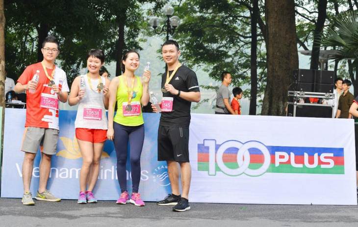 Nhìn lại giải Marathon Quốc tế Di sản Hà Nội 2018 - Ảnh 4.