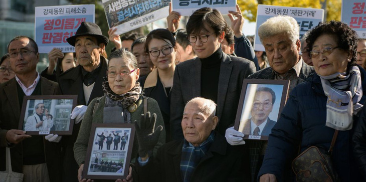 Tokyo nổi giận vì Hàn Quốc tuyên phạt công ty Nhật - Ảnh 1.