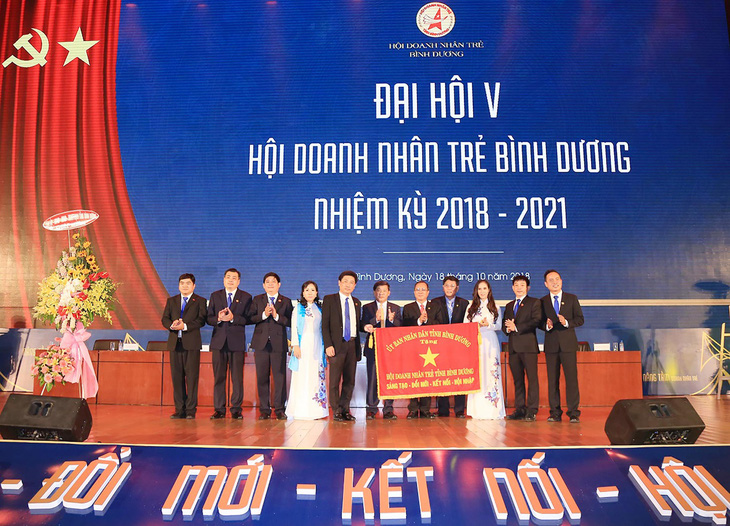 Đại hội Hội Doanh nhân trẻ tỉnh Bình Dương - Ảnh 1.