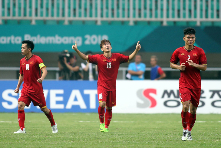 Tiền vệ Minh Vương bị loại trước AFF Cup 2018 - Ảnh 1.