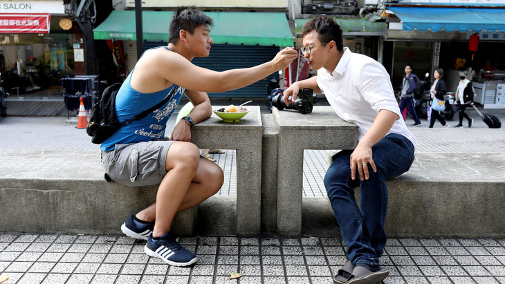 Hôn nhân đồng giới chia rẽ Đài Loan - Ảnh 1.