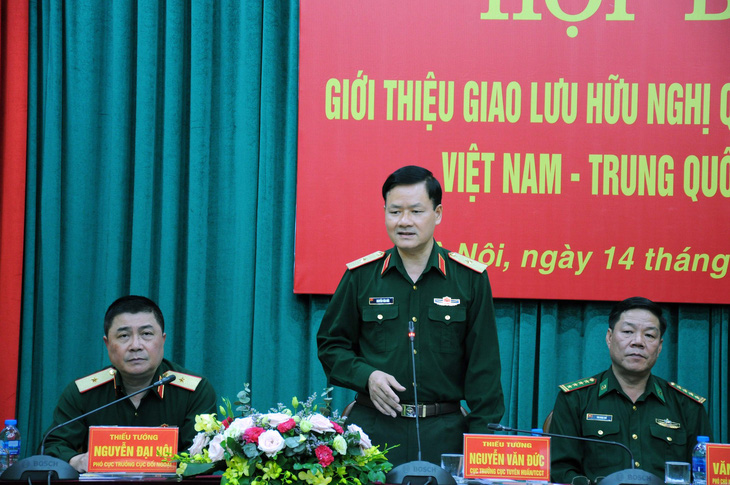 Giao lưu hữu nghị quốc phòng biên giới Việt Nam - Trung Quốc - Ảnh 1.