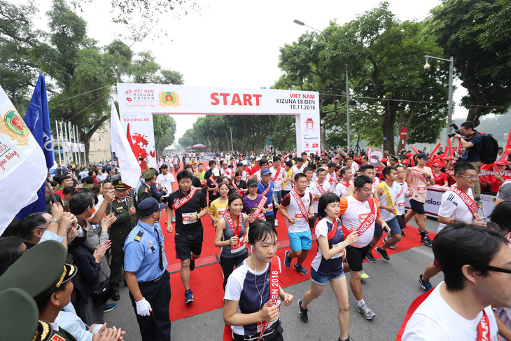 Giải chạy Kizuna Ekiden: Ngày hội thể thao vui vẻ - Ảnh 30.