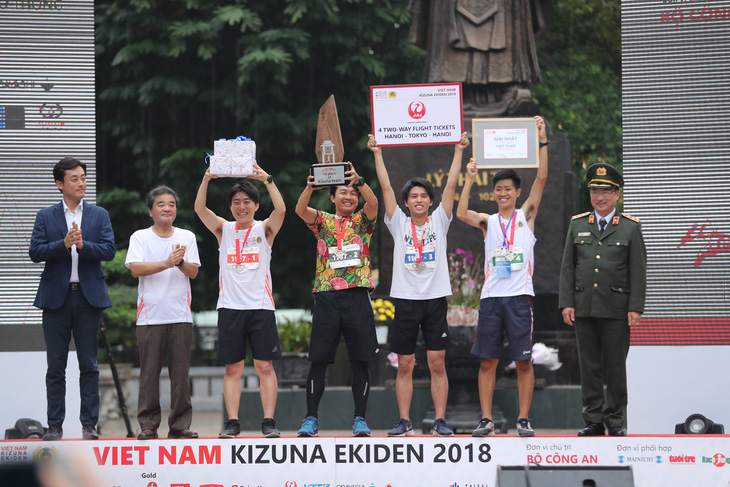 Giải chạy Kizuna Ekiden: Ngày hội thể thao vui vẻ - Ảnh 1.