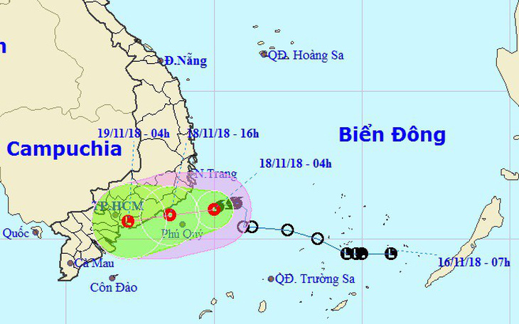 Bão số 8 suy yếu thành áp thấp, mưa lũ Nam Trung Bộ - Ảnh 1.