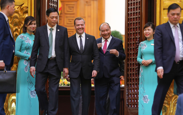 Thủ tướng Việt Nam đón Thủ tướng Nga tại Phủ Chủ tịch - Ảnh 3.