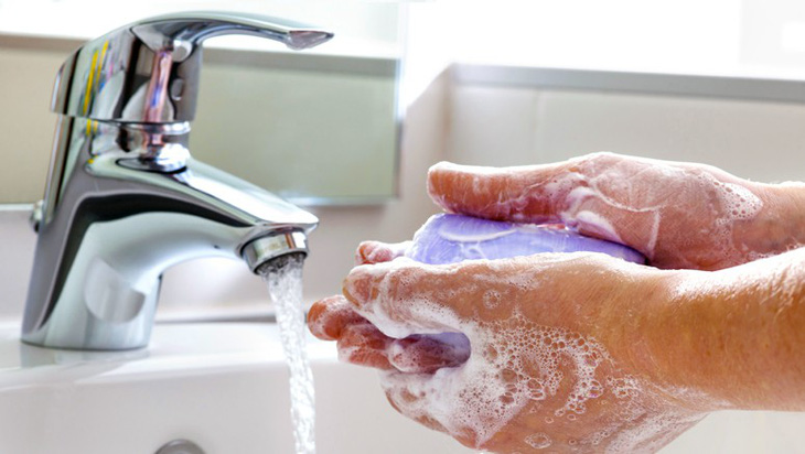 Rửa tay với xà phòng: Cách phòng bệnh đơn giản và hiệu quả - Ảnh 1.